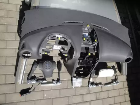 Opel corsa D sada airbagů