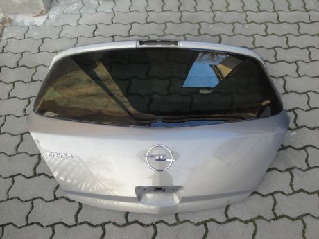 Opel corsa D 5dv zadní víko