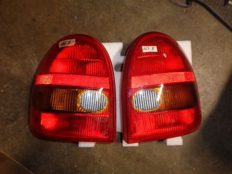 Opel corsa B 3dv zadní lampy