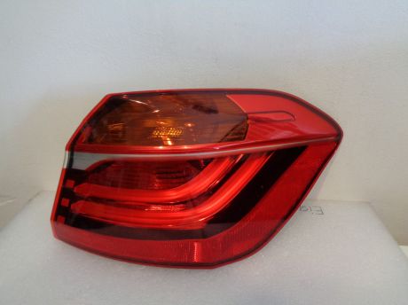 BMW 2 F45 LCI pravá lampa LED