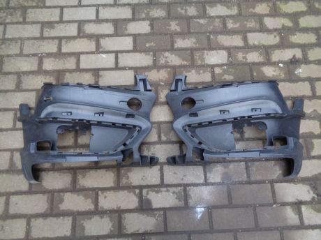 BMW 2 F45/46 držák mlhovky pravý