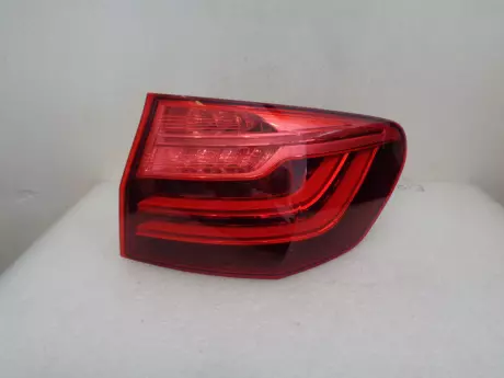 BMW 5 F11LCI  lampa pravá