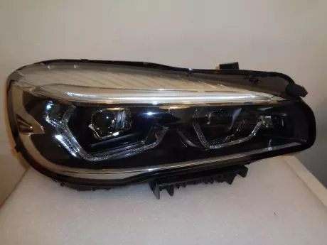 BMW 2 F45/46LCI světlo LED adaptivní pravý