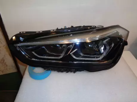 BMW X1 F48LCI levý LED AHL ICONLIGHT