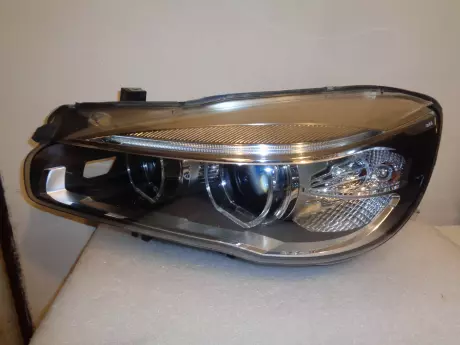 BMW 2 F45/46 levý světlo LED