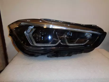 BMW X1 F48LCI pravý LED AHL ICONLIGHT