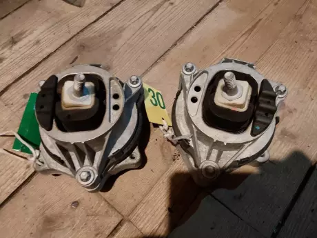 BMW 1,2,3,4 silenbloky motoru B37, B38