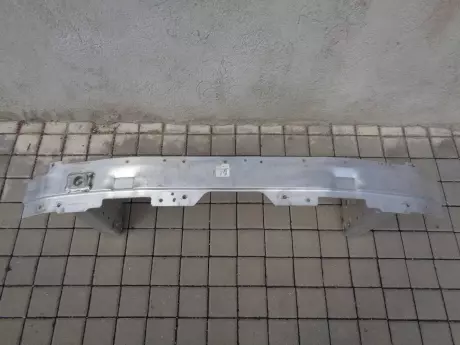 BMW X5 G05 LCI přední výztuha