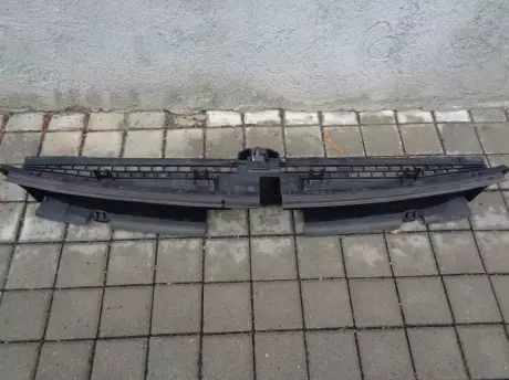 BMW 5 G30LCI spodní žaluzie