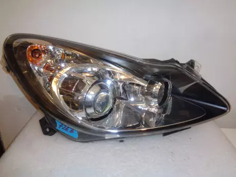 Opel corsa D pravý světlo AHL H7+H1+H1