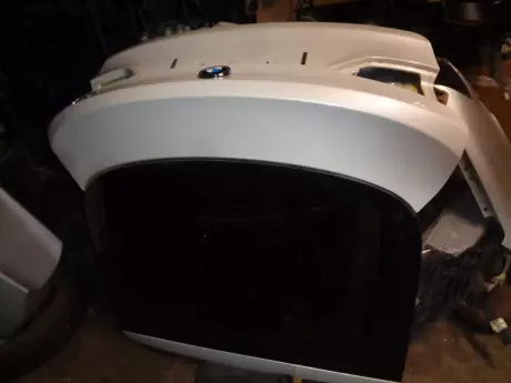 BMW X6 F16 zadní víko se sklem