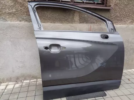 Opel crossland dveře pravé přední
