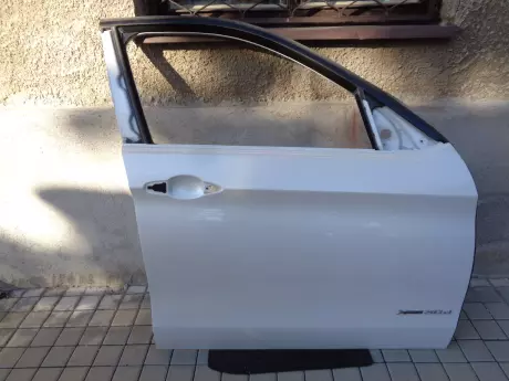 BMW X6 F16 pravé přední dveře