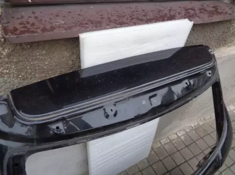 Opel Mokka zadní víko