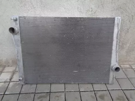 BMW X5 F15 chladič vody