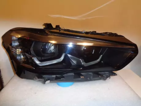 BMW X5 G05 pravý světlo LED