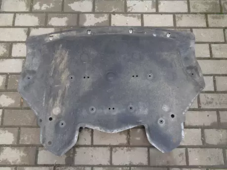 BMW X5 F15 a X6 F16 plast pod motor