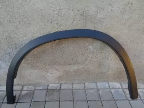 BMW X1 U11 lem blatníku LP