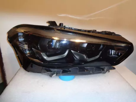 BMW X5 G05 pravý světlo LED AHL