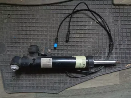 BMW X5 F15 a X6 F16 levý zadní tlumič VDC