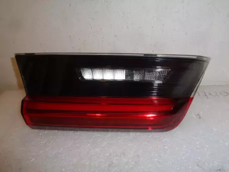 BMW 3 G20/21 levá zadní vnitřní lampa