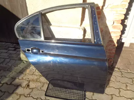 BMW 3 F30 dveře zadní pravé