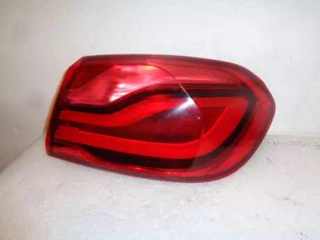 BMW 4 F32/33/36 LCI pravá zadní lampa