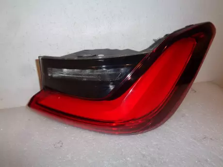 BMW 3 G21 touring pravá zadní lampa venkovní