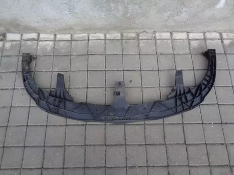 Opel Insignia A facelift spodní plastová výztuha