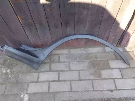 BMW X5 E53 levý zadní lem blatníku pro nášlap