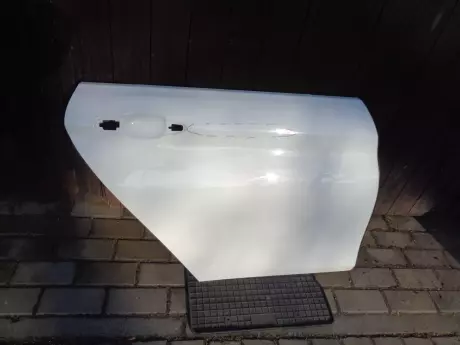 BMW 4 F36 pravé zadní dveře