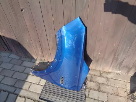 Opel Crossland levý blatník