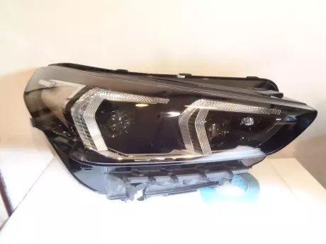 BMW X1 U11 pravý světlo LED AHL