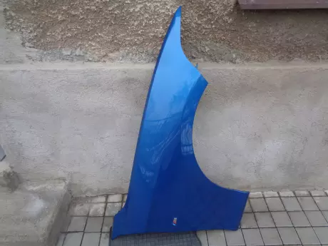 BMW 1 F20 blatník pravý