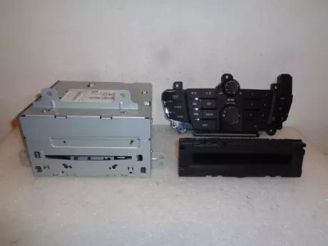 Opel insignia A rádio CD 300