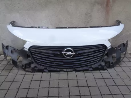Opel combo E přední maska