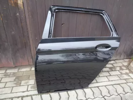 BMW 5 G31 levé zadní dveře