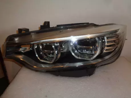 BMW 4 F32 levý adaptivní LED světlomet