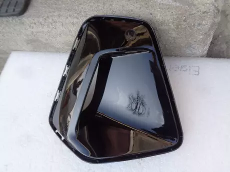 BMW 5 G60 pravý průduch k nárazníku M-paket