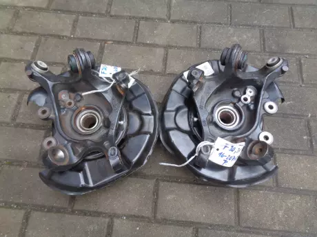 BMW 3 F30 zadní těhlice