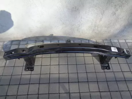 BMW 3 E92/93 LCI přední výztuha