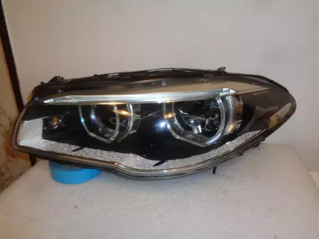 BMW 5 F10LCI levý světlo LED adaptivní