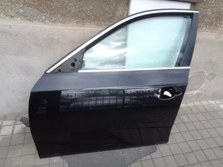 BMW 5 E60 levé přední dveře