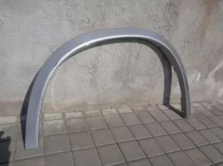 BMW X1 U11 lem blatníku LP M245