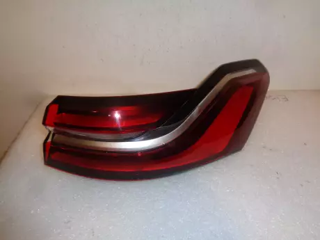 BMW 5 G61 pravá lampa