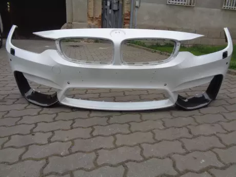 BMW M3 F80, M4 F82, F83 nárazník přední