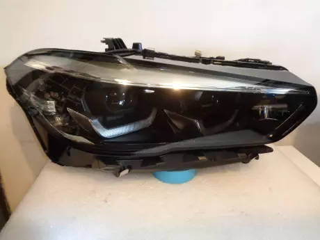 BMW X5 G05 pravý světlo LED AHL