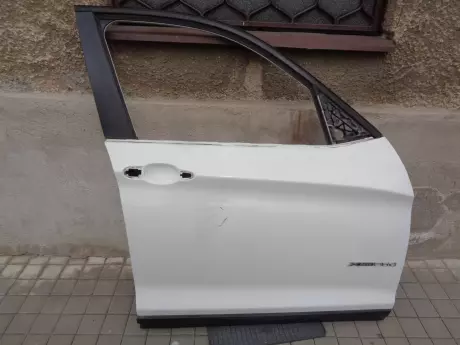 BMW X3 F25 dveře pravé přední