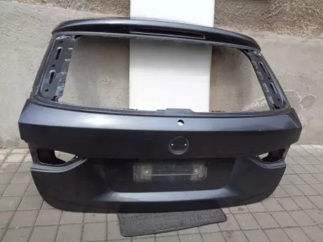 BMW X1 E84 zadní víko