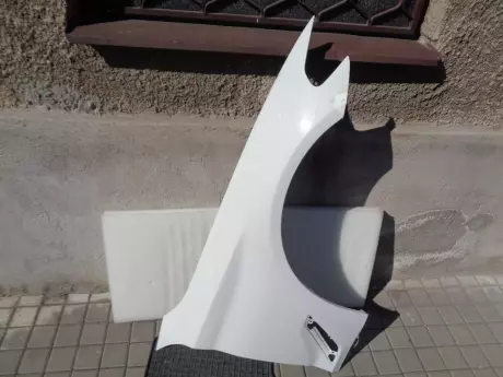 BMW 5 G30 blatník pravý